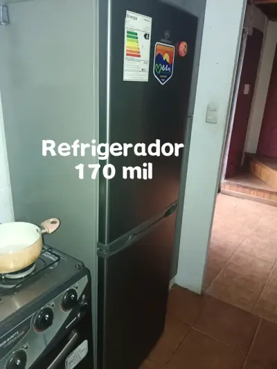 Colchón de Plaza y Media en Buen Estado - miniatura 4
