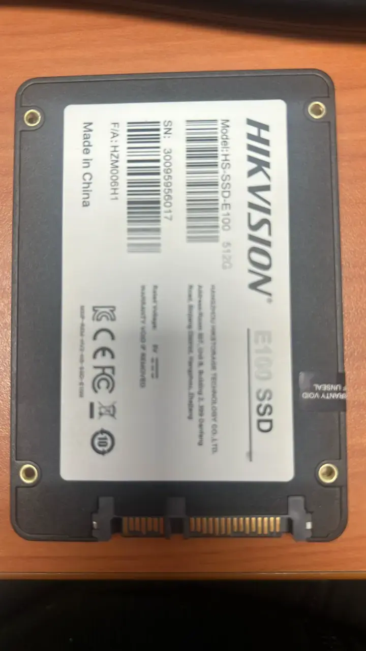Disco SSD Hikvision E100 2.5" SATA 6Gb/s - 2