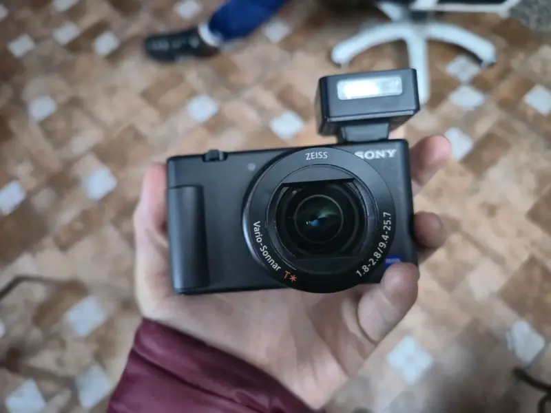 📸 Camara Sony ZV-1 + Flash + Estuche - 4
