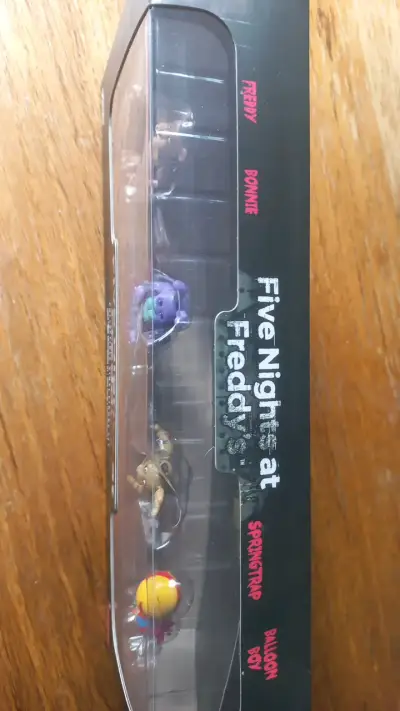 Set de Figuras Coleccionables Five Nights at Freddy's - miniatura 2