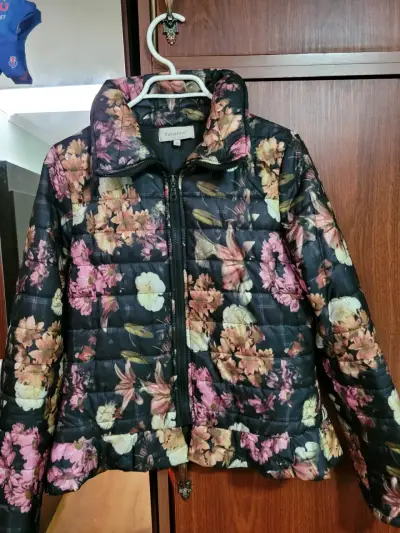 Chaqueta acolchada floral Tatienne para mujer - miniatura 4