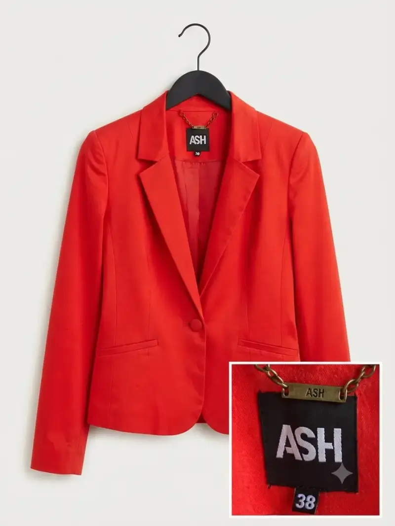 Blazer rojo elegante para mujer marca ASH