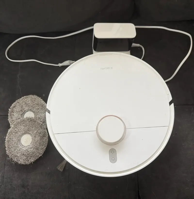 Robot aspiradora Xiaomi con estación de carga