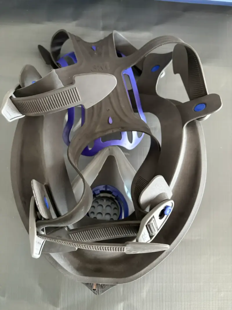 Máscara respiratoria completa 3M - 2