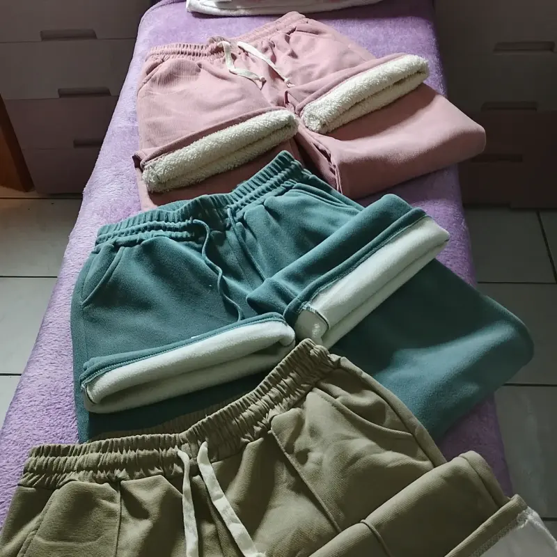 Conjunto deportivo unisex con capucha y cierre - 4