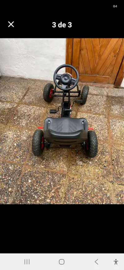 Go Kart a Pedales Bebesit Negro con Freno de Mano - miniatura 3