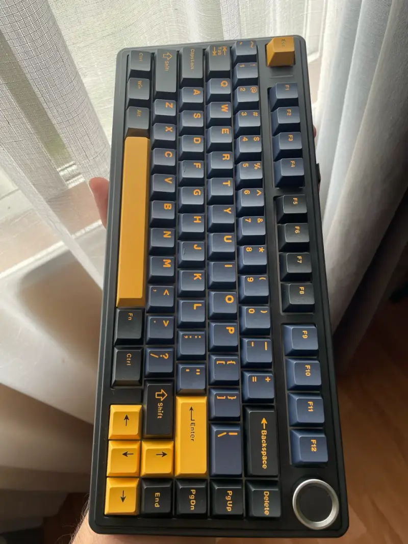 Teclado Mecánico Aula F75 - 1