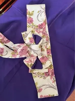 Vestido morado con detalles florales de cueca - 3