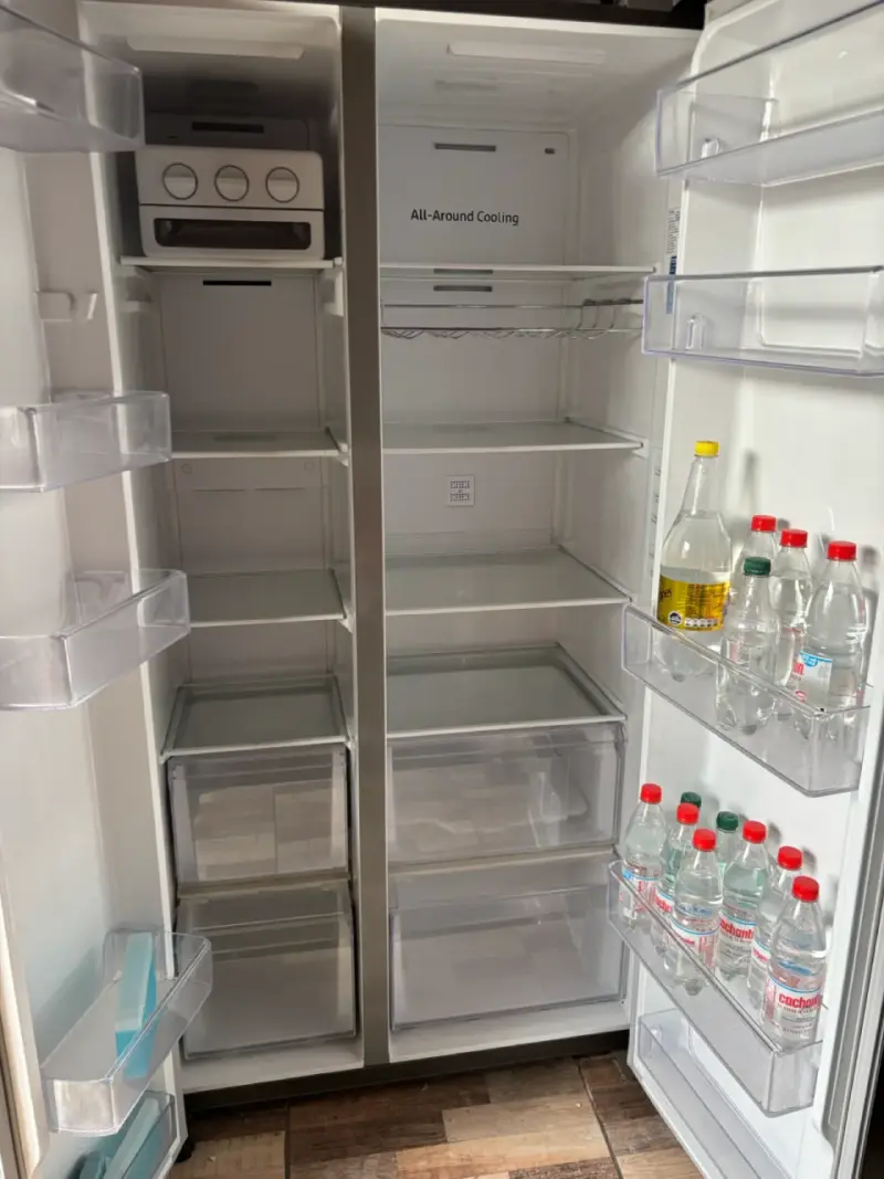 Refrigerador Samsung de acero inoxidable - 5