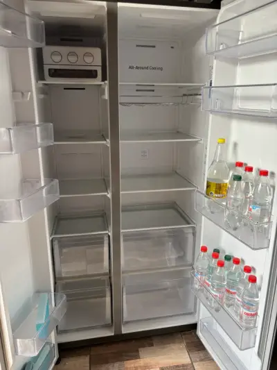 Refrigerador Samsung de acero inoxidable - miniatura 5