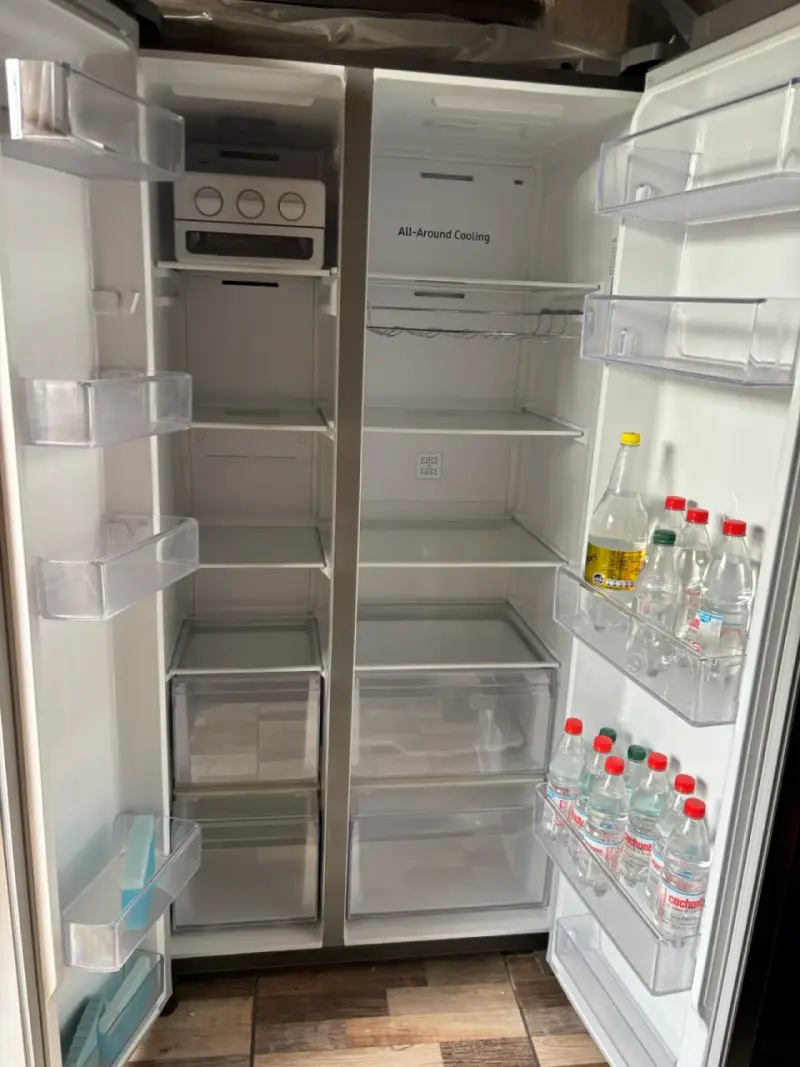 Refrigerador Samsung de acero inoxidable - 6