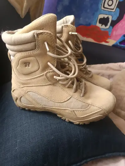 Botas tácticas beige para hombre - miniatura 1