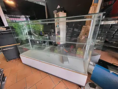 Vitrina de Vidrio para Exhibición Comercial - miniatura 1