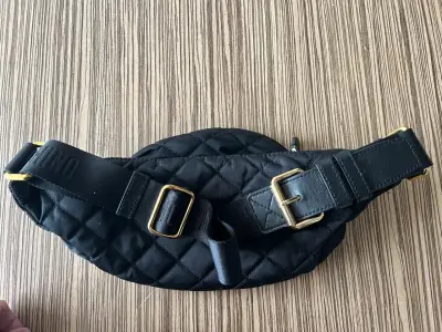 Banano negro Moschino con detalles dorados - miniatura 3
