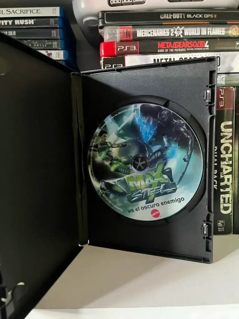 DVD Max Steel vs. El Oscuro Enemigo - 2