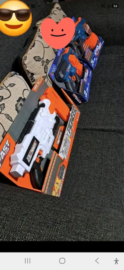 Pistolas de juguete con dardos de espuma - miniatura 3