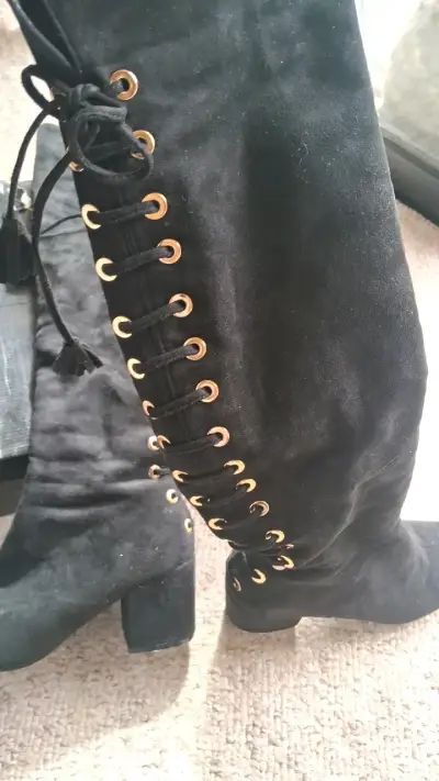 Botas negras de gamuza con cordones - miniatura 5