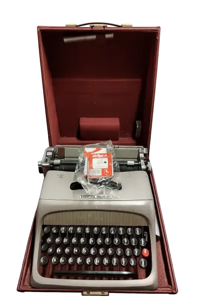 Máquina de escribir Olivetti Studio 44 con estuche - miniatura 2