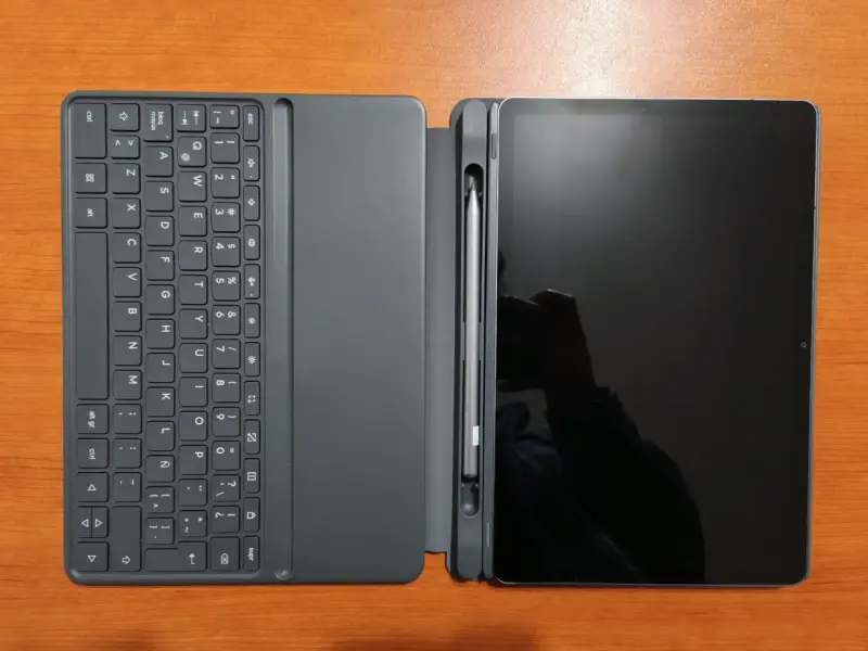 Lenovo Idea Tab 8GB 256GB con teclado y lápiz - 3
