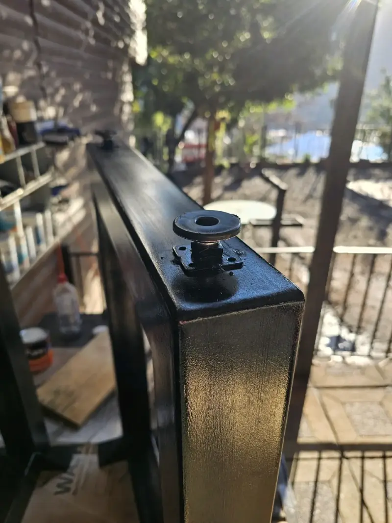 Mesa arrimo artesanal de madera maciza de ciprés - 4