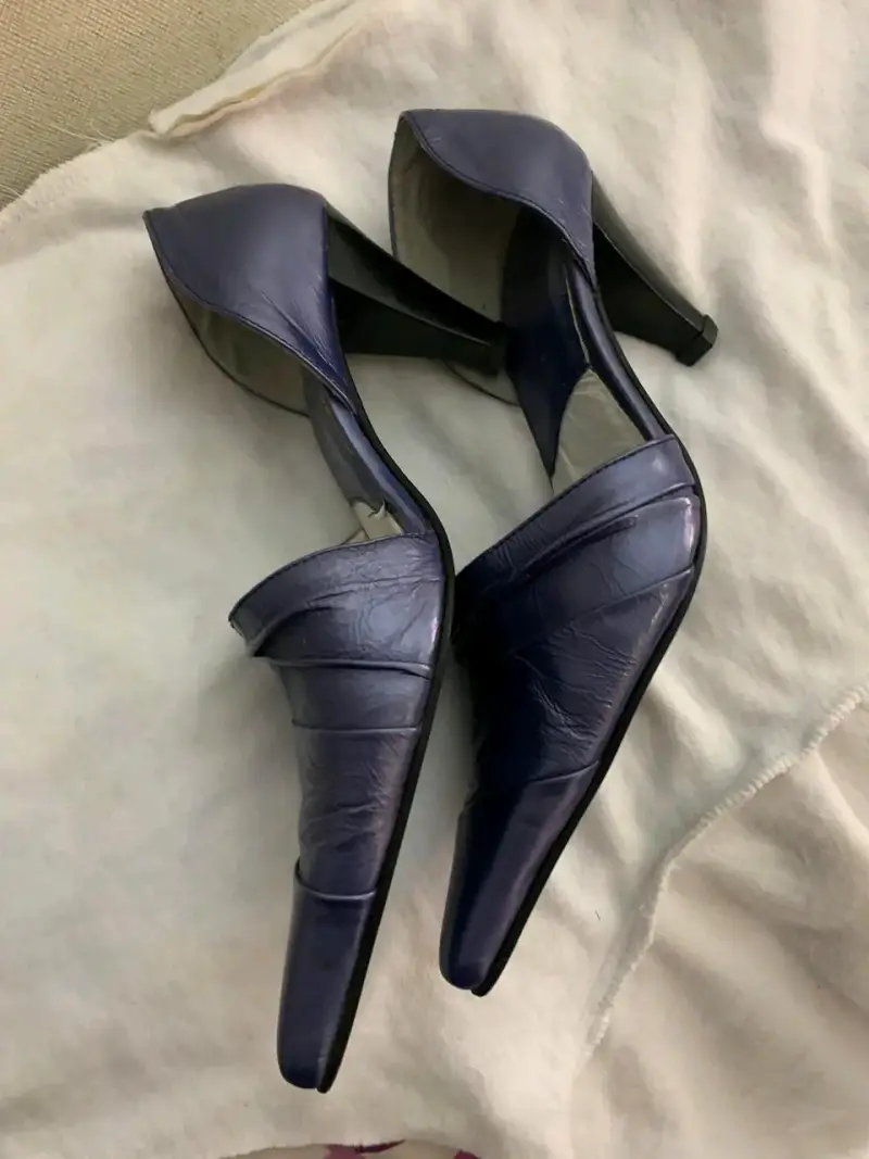 Zapatos de tacón lila elegantes, nuevos - 2