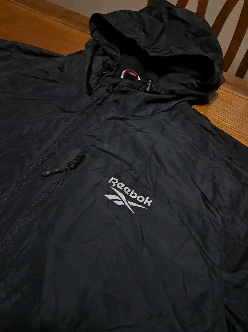 Chaqueta cortaviento negra Reebok talla XL - 2