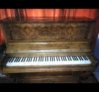Piano vertical antiguo J.O. Baumgardt - miniatura 1