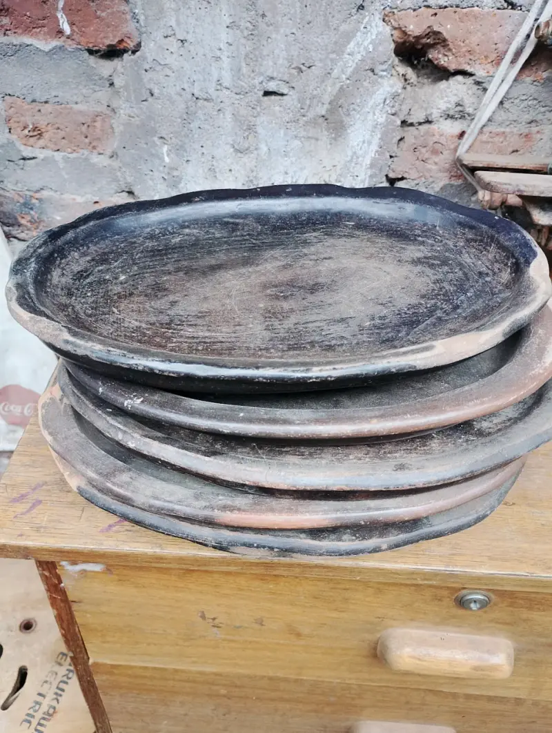 Platos de greda artesanales para asados - 3
