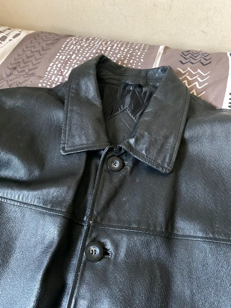 Chaqueta de cuero negra para hombre talla L - 2