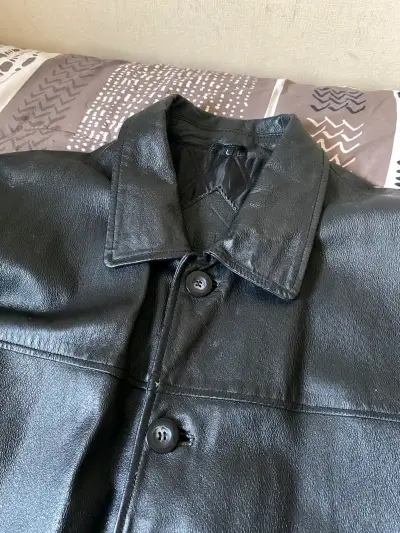 Chaqueta de cuero negra para hombre talla L - miniatura 2