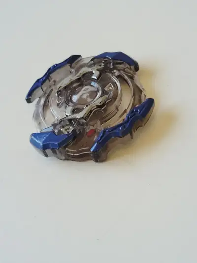 BEYBLADE BURST EVOLUTION ROKTAVOR R2  MARCA HASBRO - miniatura 1