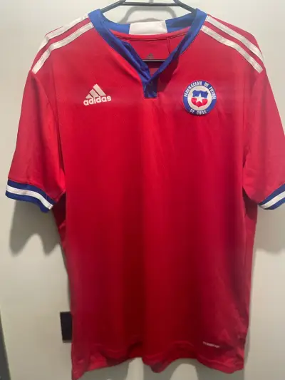 Camiseta Roja Selección Chile Adidas 2022 - miniatura 1