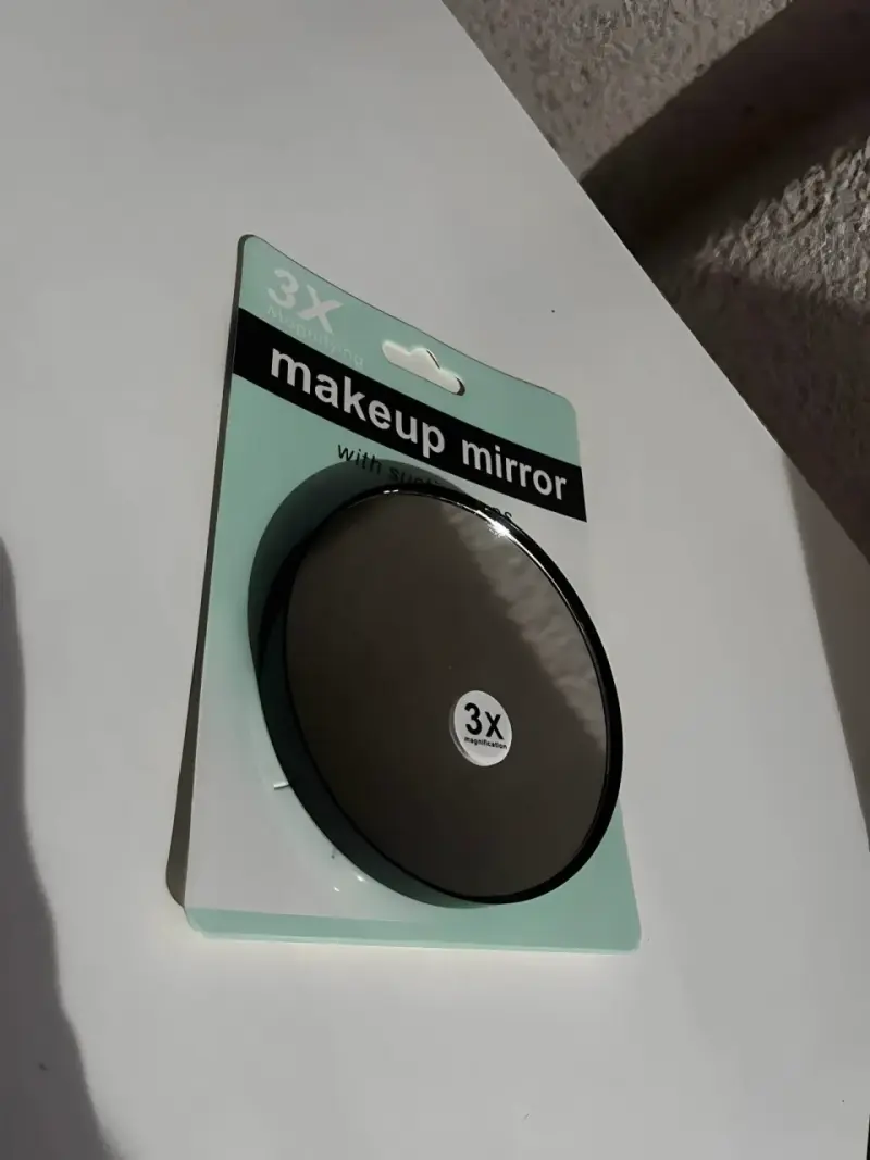 Espejo de maquillaje con aumento 3X y ventosa