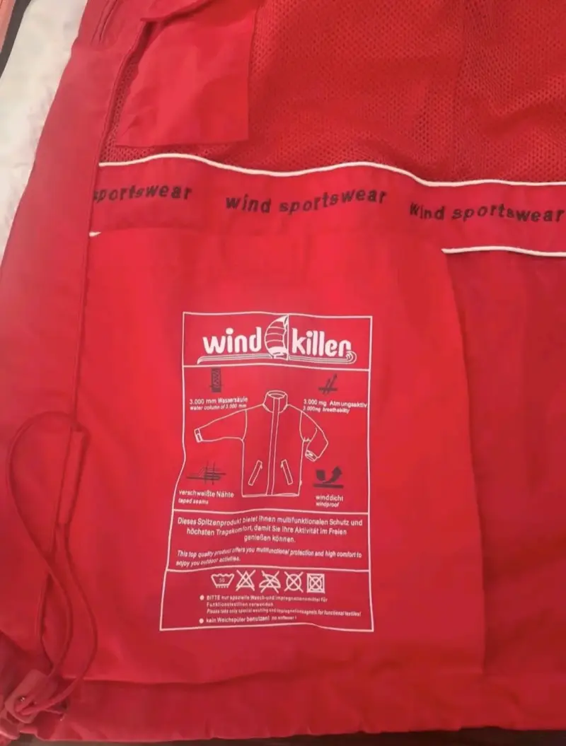 Chaqueta roja impermeable para mujer - 4