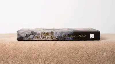 Colección de libros de fantasía y romance - miniatura 4