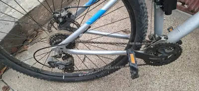 Bicicleta Trek Gris marlyn 4 - miniatura 5