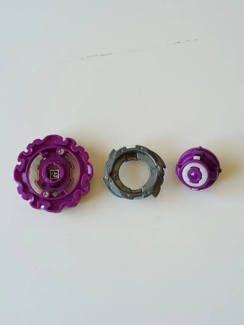 BEYBLADE BURST TURBO TYPHON T4 MARCA HASBRO - 4