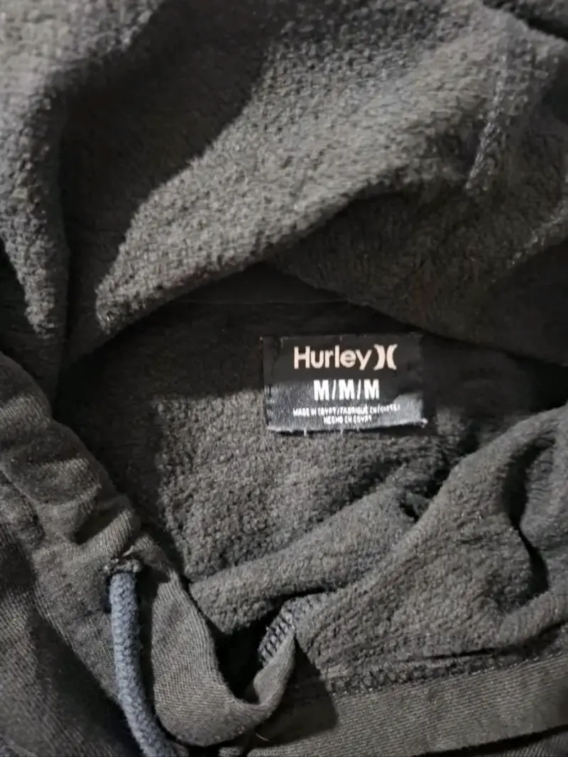 Polerón negro con capucha Hurley talla M - 3