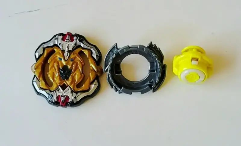 BEYBLADE HERCULES H4 MARCA HASBRO. - 5