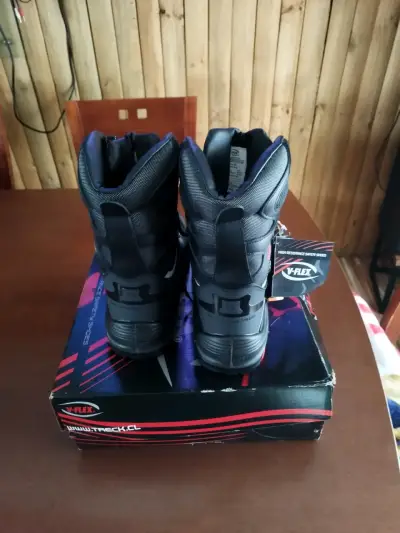 Botas de seguridad térmicas V-Flex V200 negras - miniatura 2
