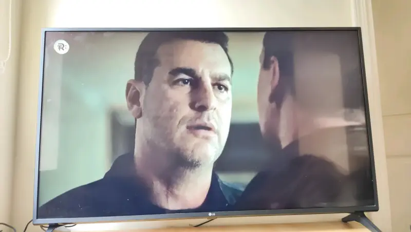 Televisor LG 49 pulgadas LED Smart TV - 2