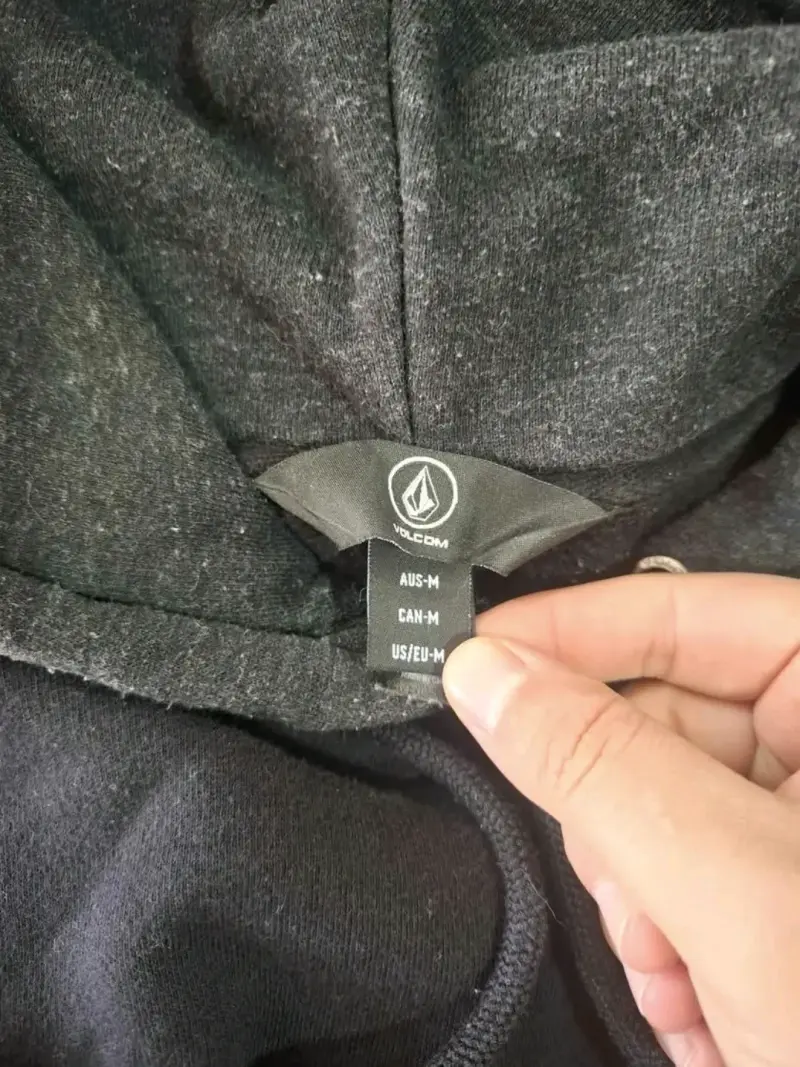 Polerón con capucha negro Volcom para hombre - 3