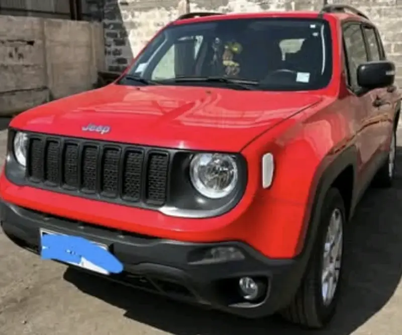 Jeep Renegade 2022 rojo en buen estado - 4