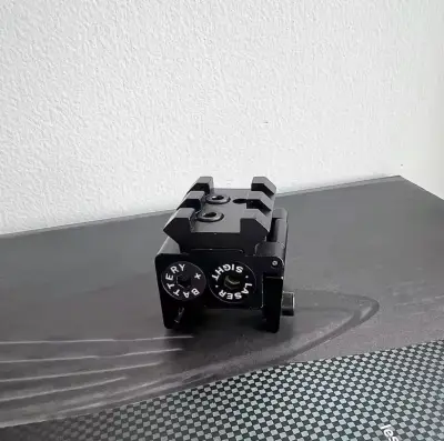 Mira láser táctica para pistola con ajuste - miniatura 2