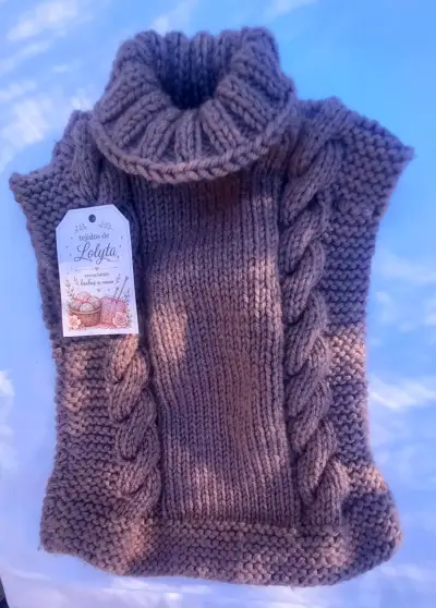 Chaleco tejido a mano para niños con diseño floral - miniatura 3