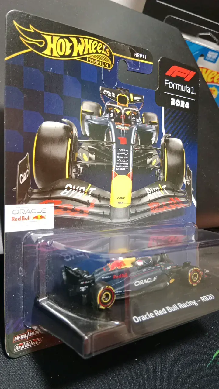 Hot Wheels Premium F1 Red Bull Racing RB20 2024 - 3