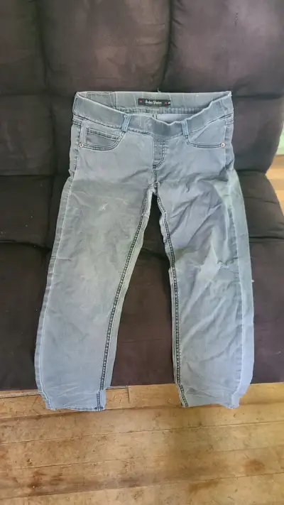 Jeans de mezclilla azul para mujer - miniatura 1