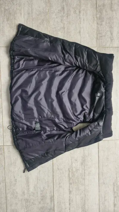 Chaqueta s/manga Acolchado Negro H&M Sport Talla M - miniatura 3