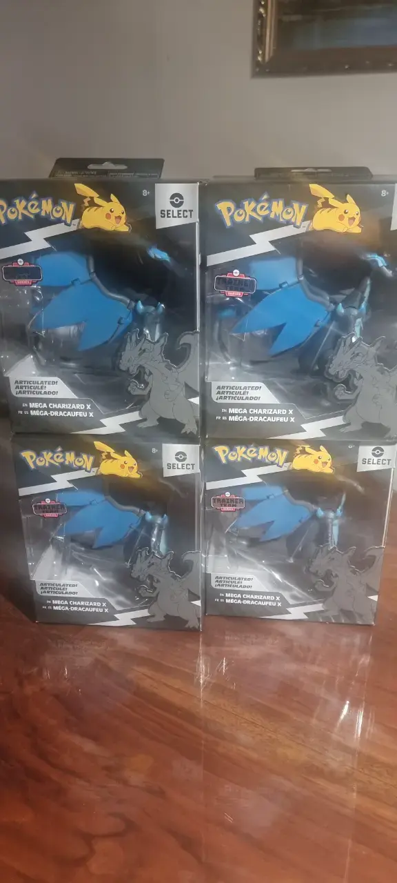 Figura articulada Pokémon Mega Charizard X