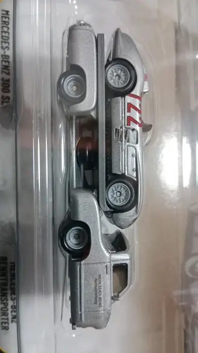 Hot Wheels Team Transport Mercedes-Benz 300 SLR - miniatura 4